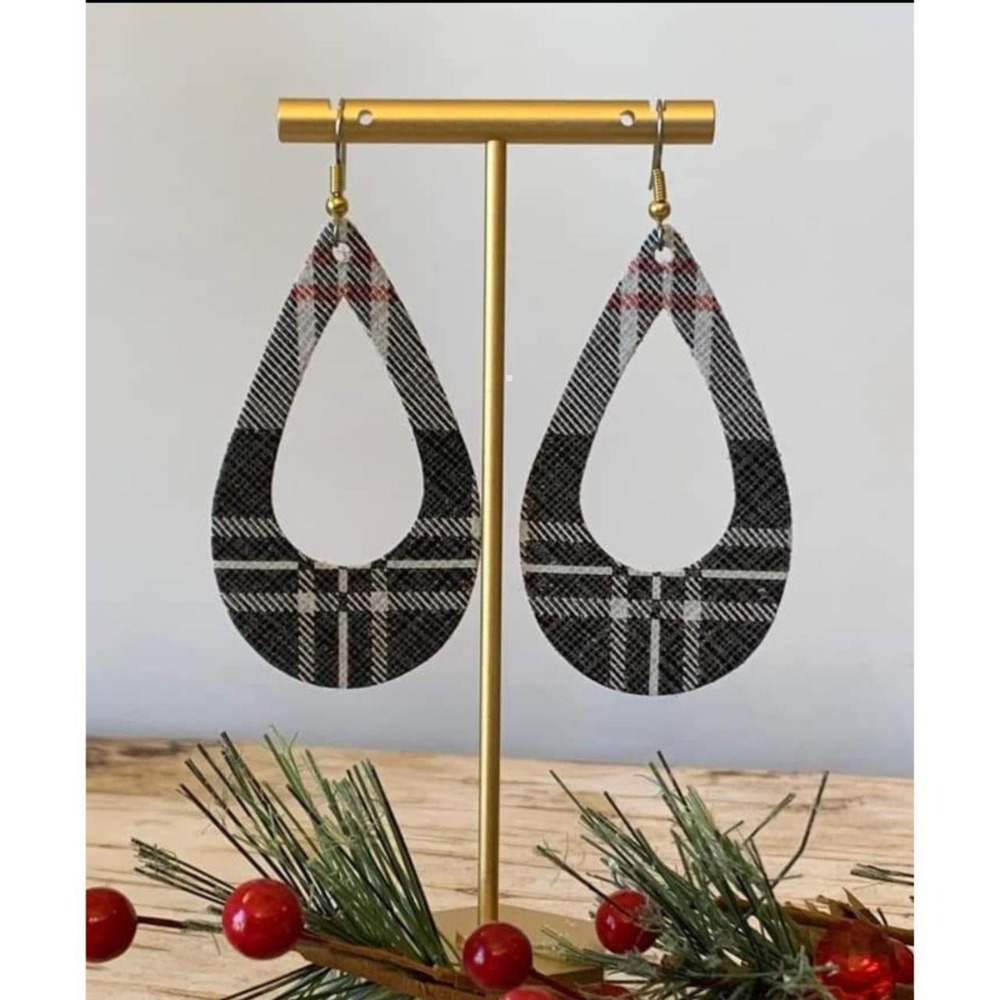 Unbranded Earrings Womens OS Black White Plaid Faux Leather Teardrop Dangle